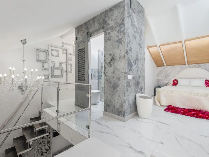 House - Townhouse в продаже в Málaga, Málaga. В доме 3 спален и 2 ванных комнат. Площадь дома 80 м²