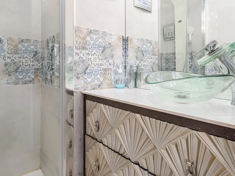 House - Townhouse в продаже в Málaga, Málaga. В доме 3 спален и 2 ванных комнат. Площадь дома 80 м²