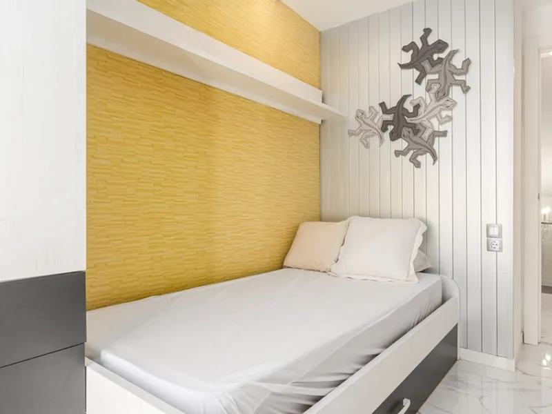 House - Townhouse в продаже в Málaga, Málaga. В доме 3 спален и 2 ванных комнат. Площадь дома 80 м²