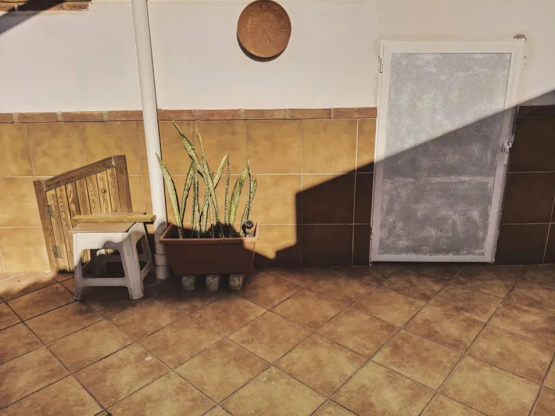 House - Semi-Detached House в продаже в Marbella, Málaga. В доме 3 спален и 1 ванных комнат. Площадь дома 168 м²