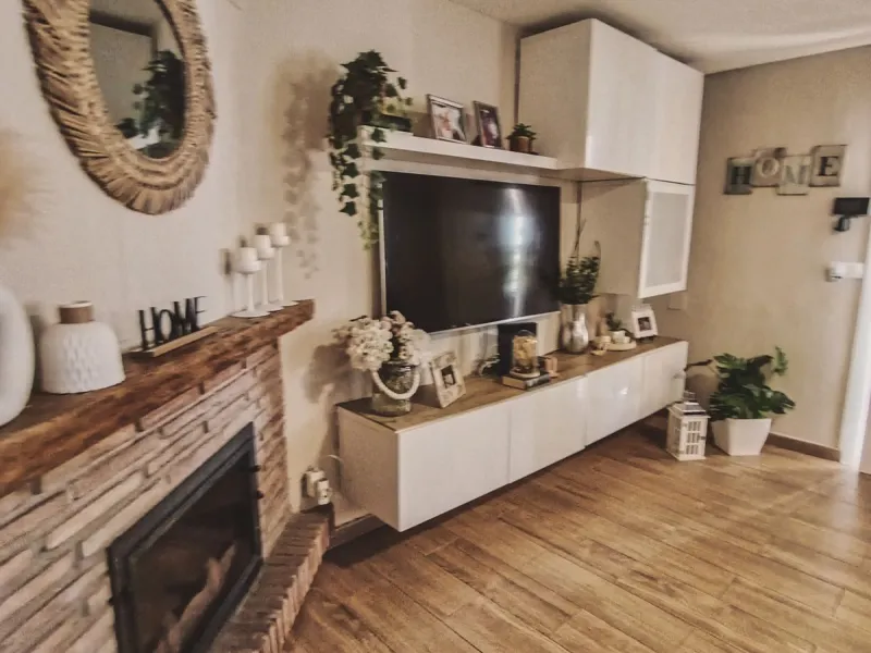 House - Semi-Detached House в продаже в Marbella, Málaga. В доме 3 спален и 1 ванных комнат. Площадь дома 168 м²