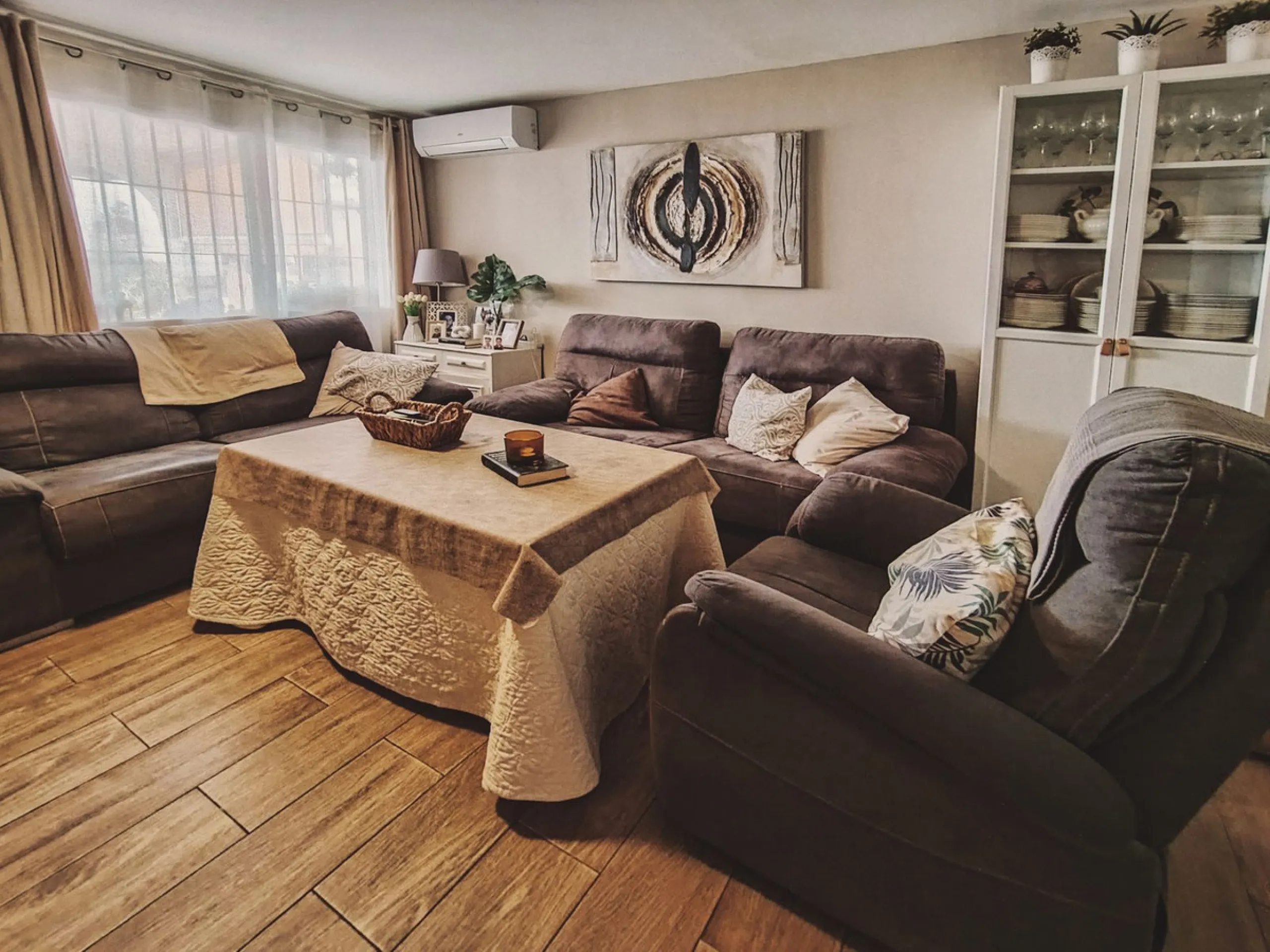 House - Semi-Detached House в продаже в Marbella, Málaga. В доме 3 спален и 1 ванных комнат. Площадь дома 168 м²