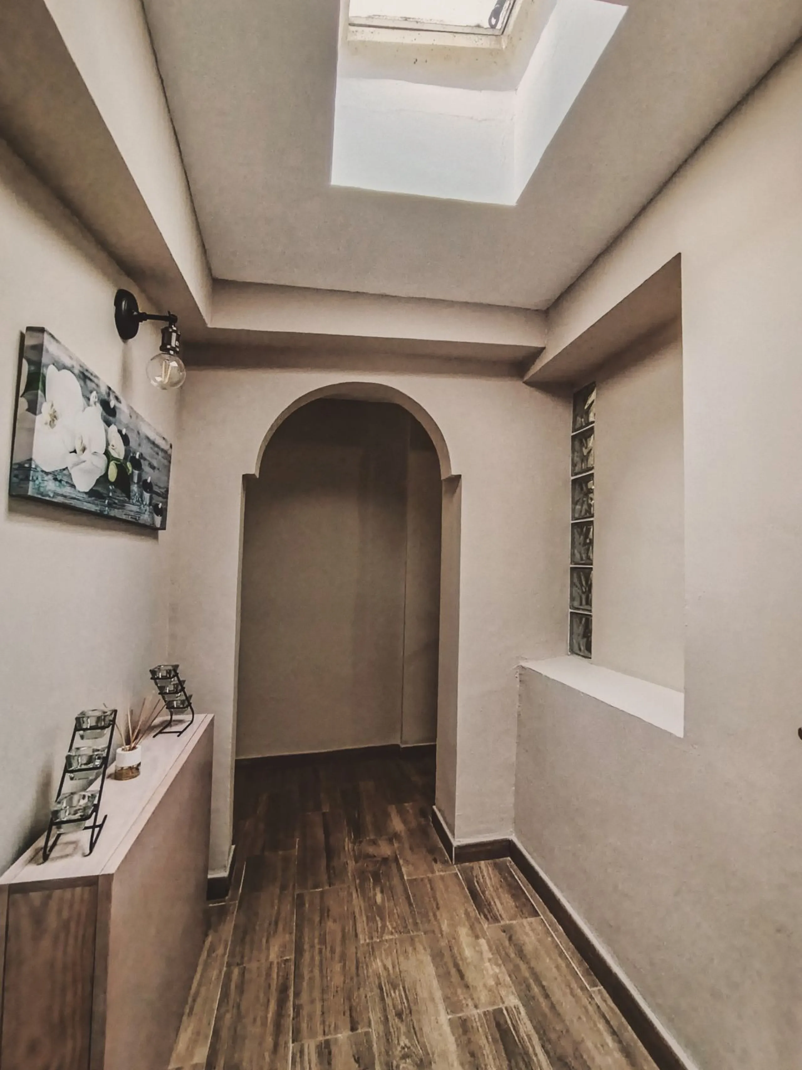 House - Semi-Detached House в продаже в Marbella, Málaga. В доме 3 спален и 1 ванных комнат. Площадь дома 168 м²