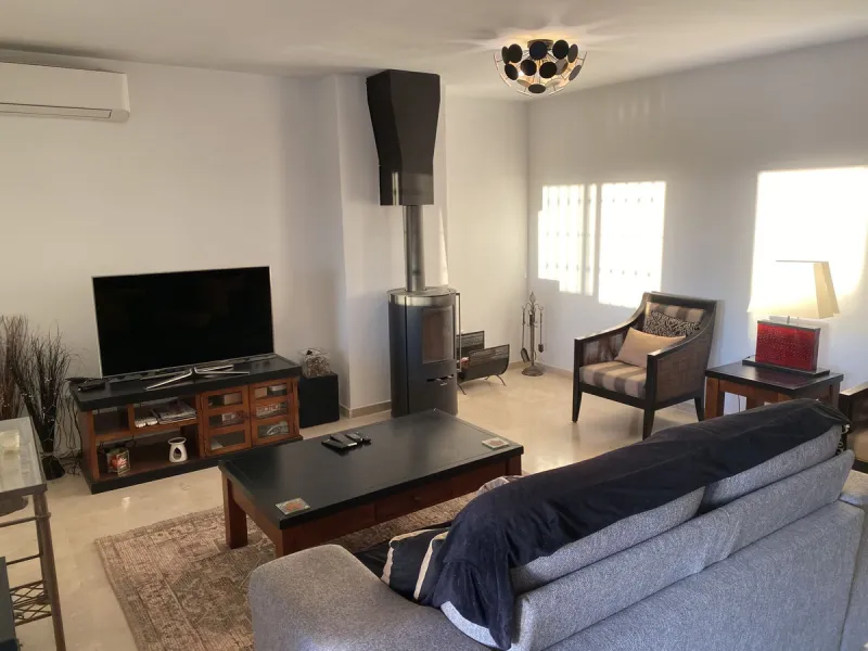 FIRST TIME ON THE MARKET FOR MANY YEARS. A FABULOUS OPPORTUNITY TO ACQUIRE A SPACIOUS, VERY WELL PRESENTED, GROUND FLOOR APARTMENT IN WHAT IS WIDELY CONSIDERED TO BE ONE OF THE BEST URBANIZATIONS IN MIJAS
