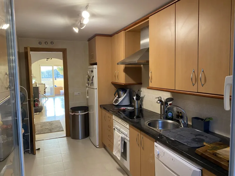 FIRST TIME ON THE MARKET FOR MANY YEARS. A FABULOUS OPPORTUNITY TO ACQUIRE A SPACIOUS, VERY WELL PRESENTED, GROUND FLOOR APARTMENT IN WHAT IS WIDELY CONSIDERED TO BE ONE OF THE BEST URBANIZATIONS IN MIJAS