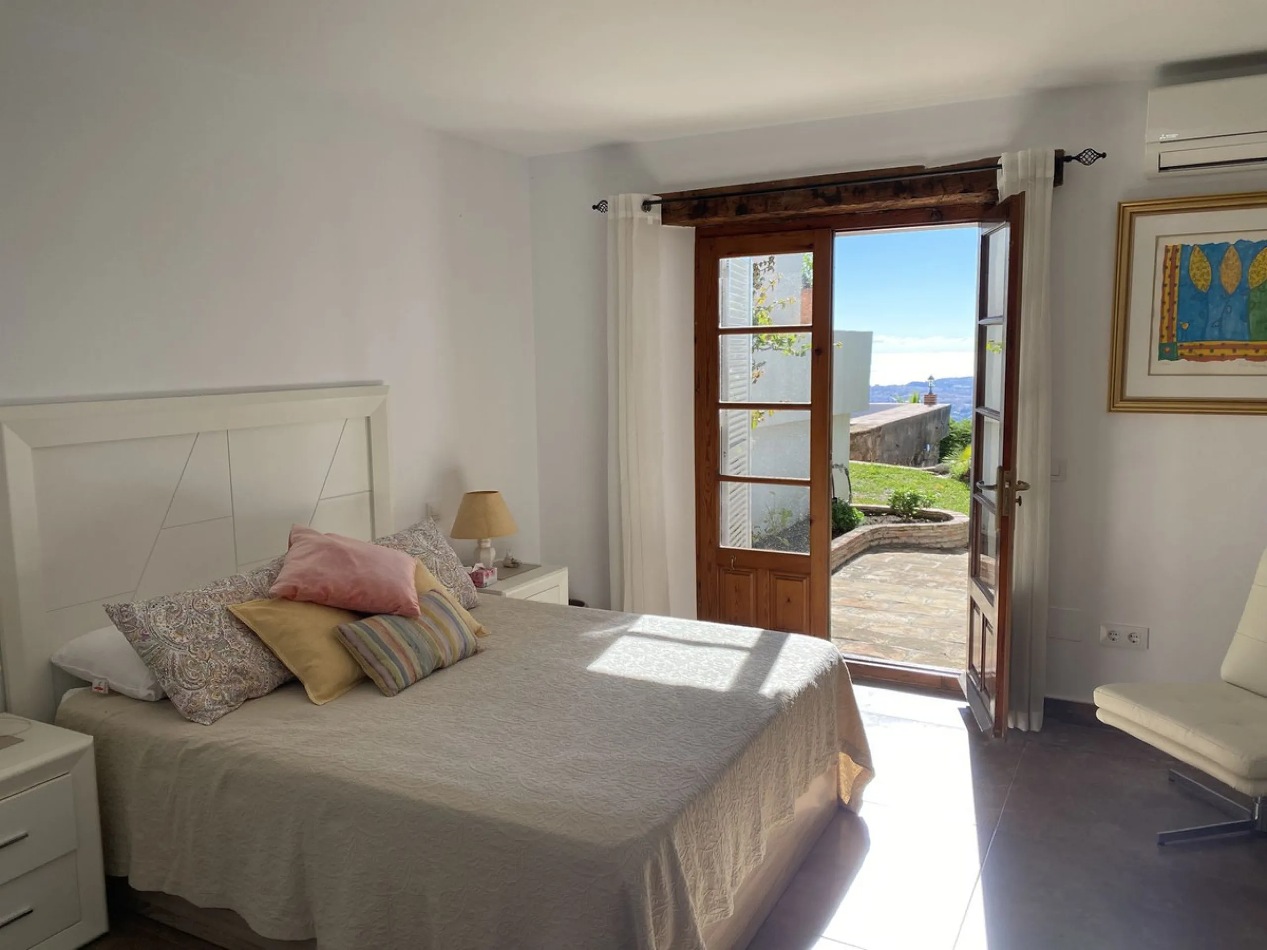 A STUNNING VILLA, IN ONE OF THE MOST COVERTED LOCATIONS IN MIJAS. ONE OF THE FINEST RESIDENCIES TO COME TO MARKET IN RECENT TIMES.