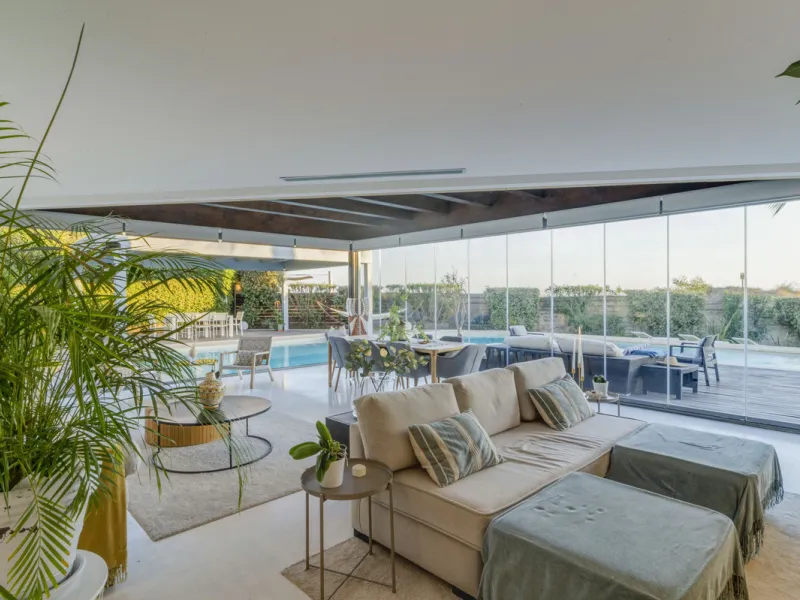 In one of the most sought-after locations along Marbella's coastline, this spectacular contemporary villa rises literally on the sand, offering a truly unique and unrivalled beachfront living experience.