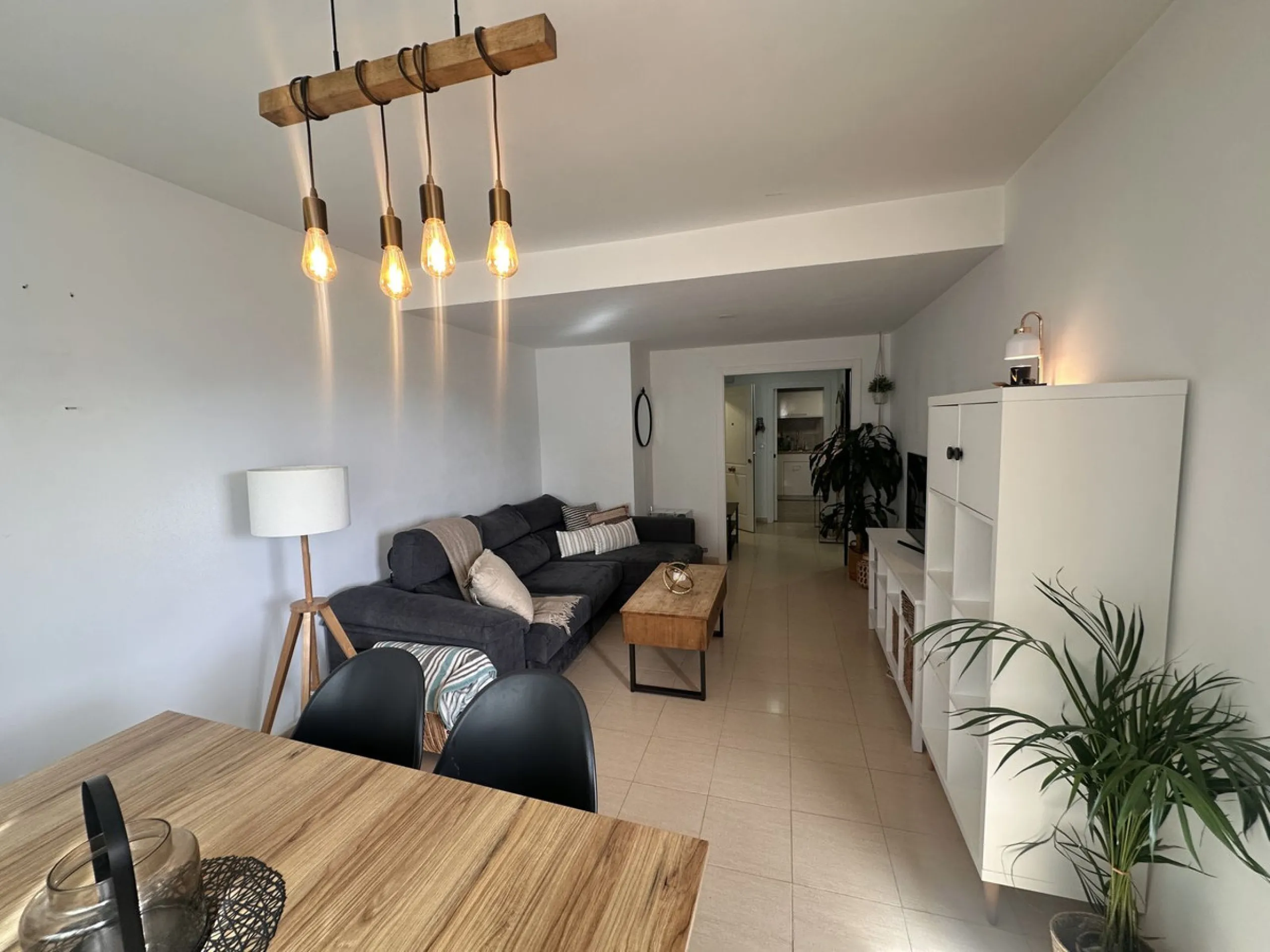 Immaculate 3-Bedroom Apartment in Prime Location – Alhaurín de la Torre