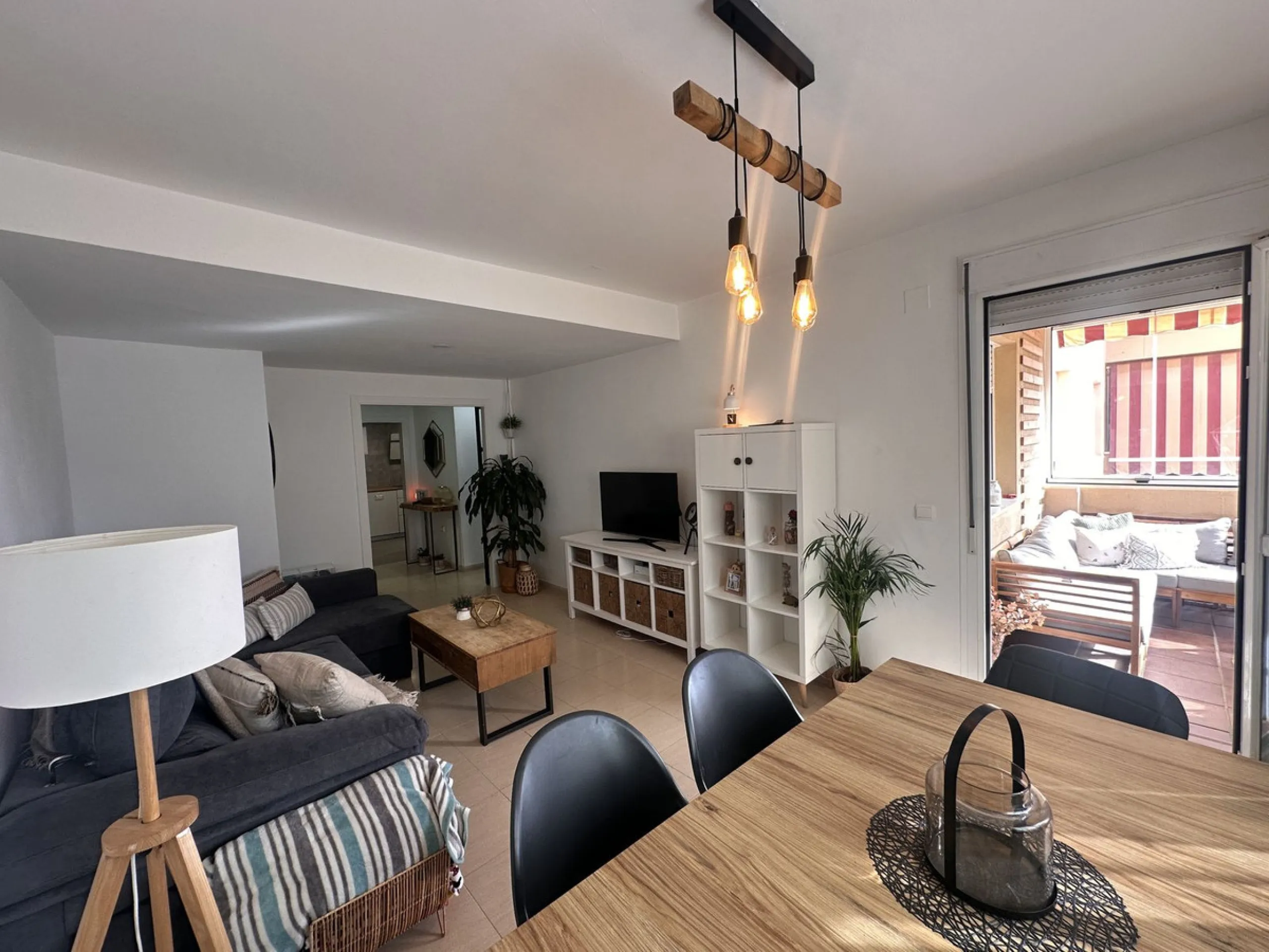Immaculate 3-Bedroom Apartment in Prime Location – Alhaurín de la Torre