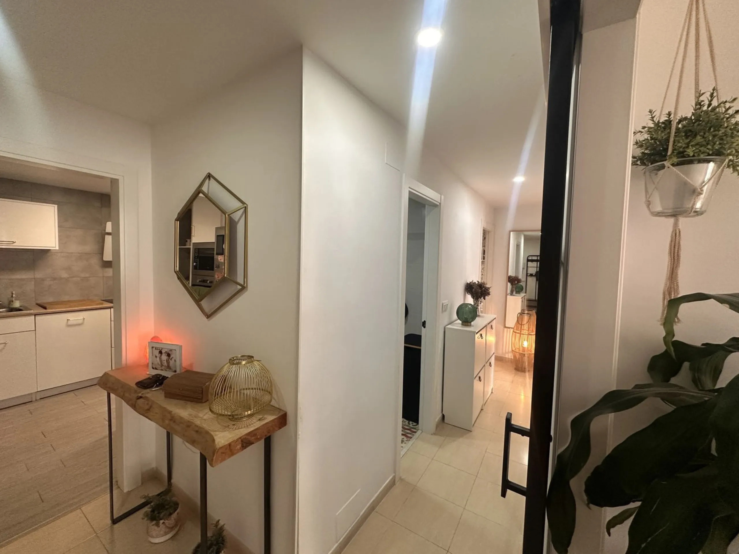 Immaculate 3-Bedroom Apartment in Prime Location – Alhaurín de la Torre