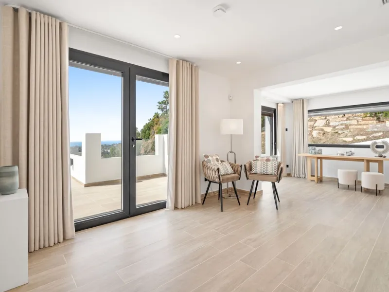 Exclusive Villa with Panoramic Views in the Heart of Nueva Andalucía