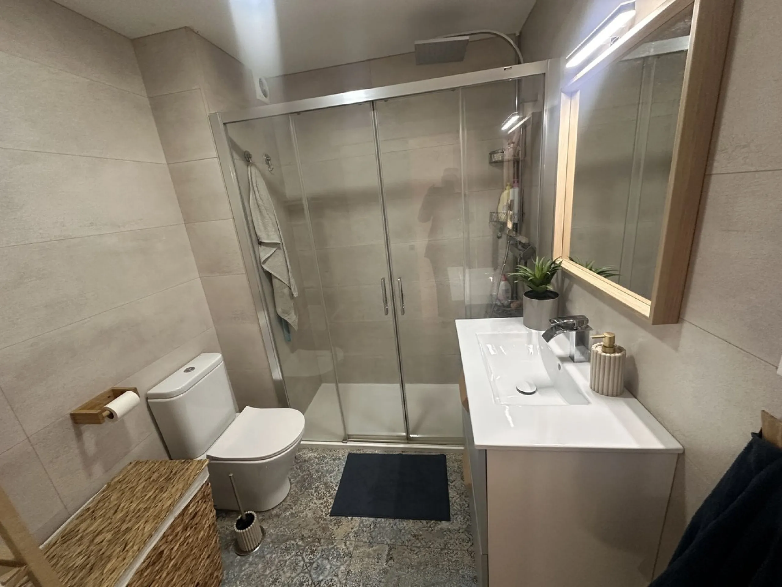 Immaculate 3-Bedroom Apartment in Prime Location – Alhaurín de la Torre