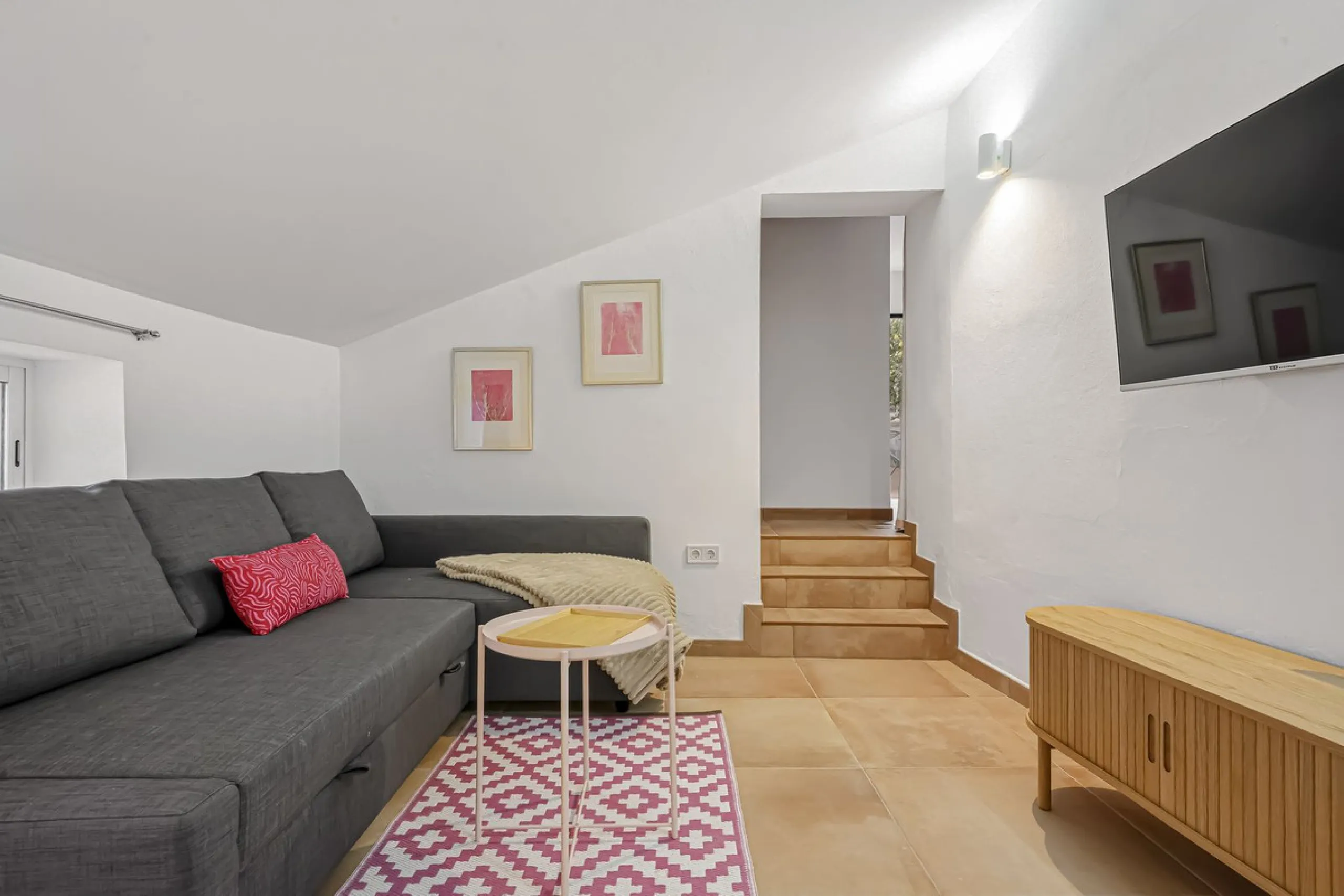 Charming Home + Profitable Investment in Ardales (Tourist License)