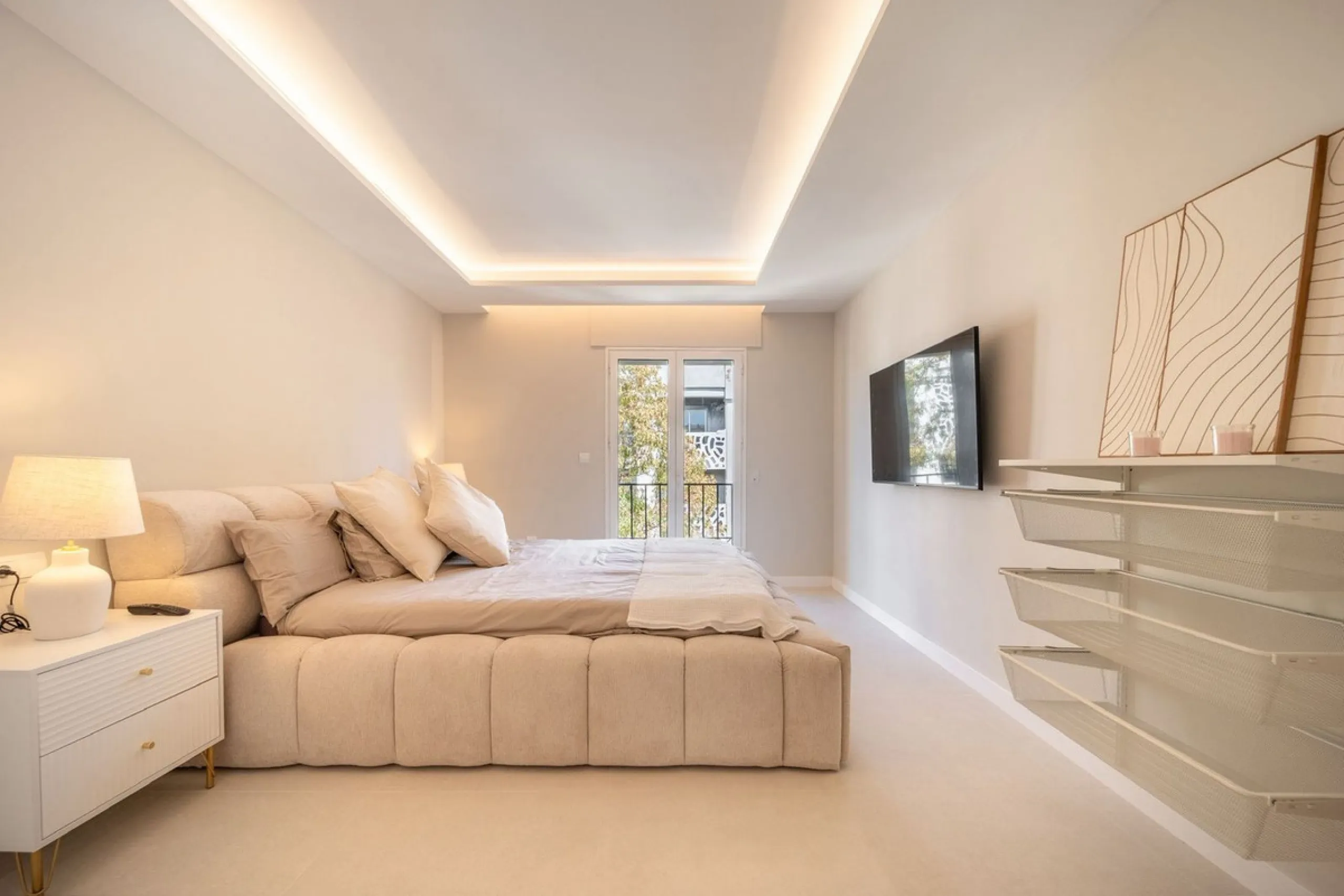 Experience luxurious living in this stunning newly refurbished penthouse, located in the prime area of Marbella Nueva Andalucía, just a short walk to Puerto Banús. This sleek and modern property features four spacious bedrooms, each with its own en-suite 