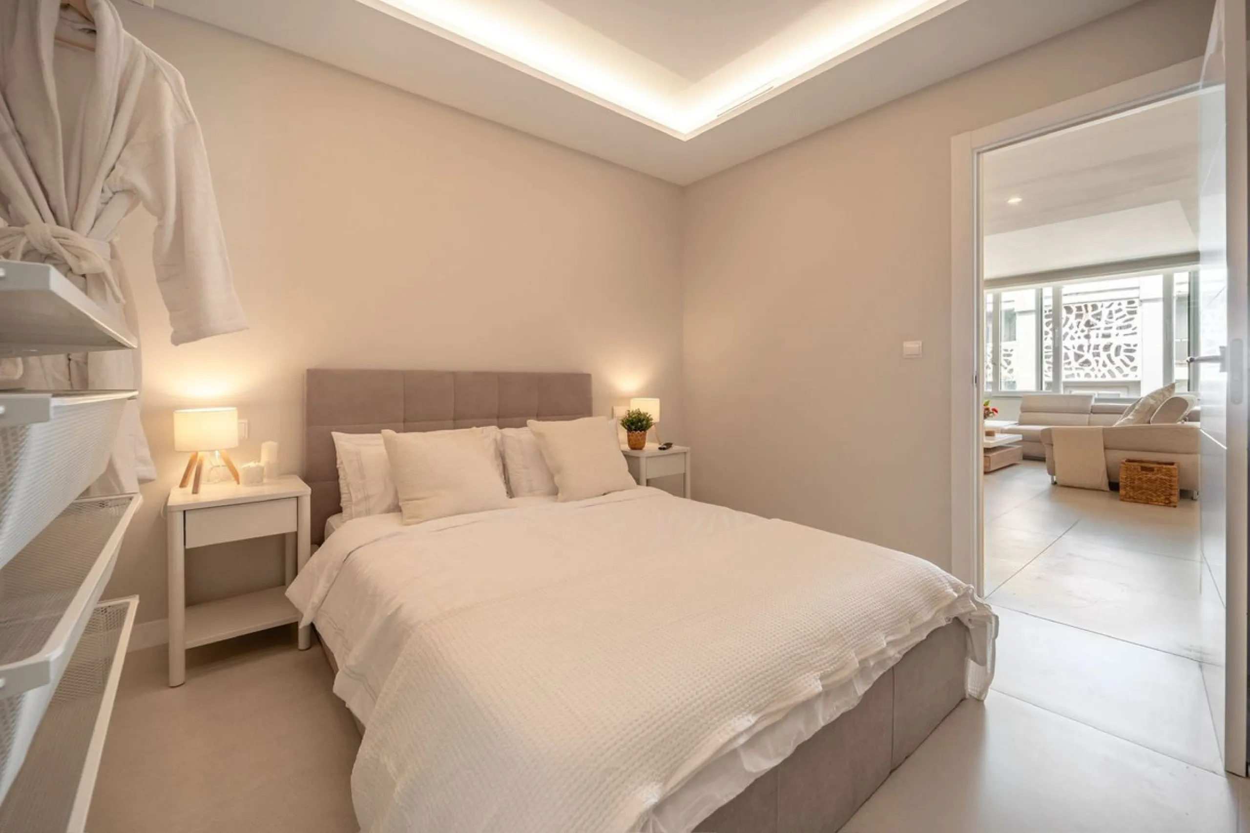 Experience luxurious living in this stunning newly refurbished penthouse, located in the prime area of Marbella Nueva Andalucía, just a short walk to Puerto Banús. This sleek and modern property features four spacious bedrooms, each with its own en-suite 