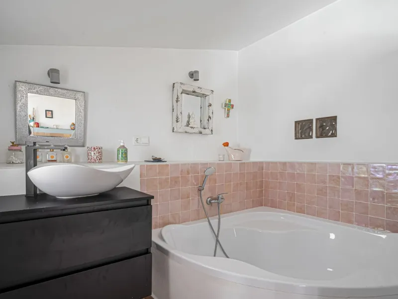 Charming Home + Profitable Investment in Ardales (Tourist License)