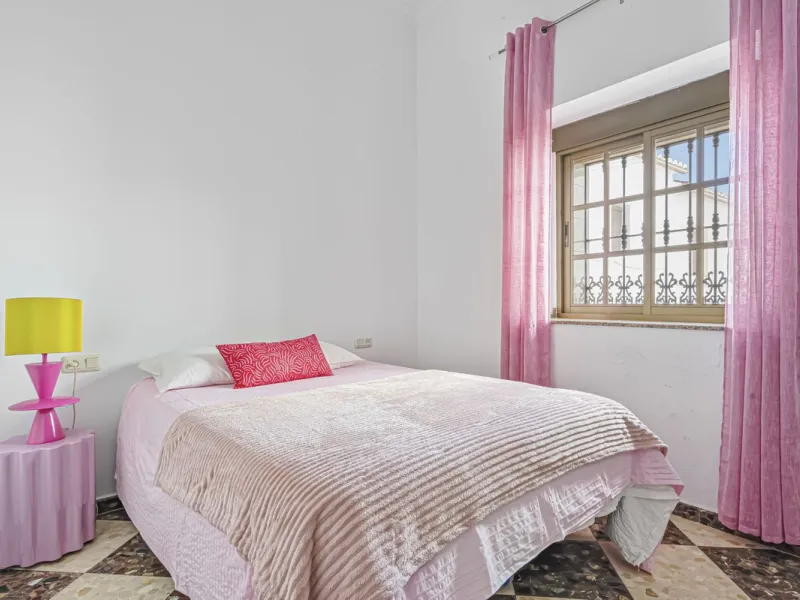 Charming Home + Profitable Investment in Ardales (Tourist License)