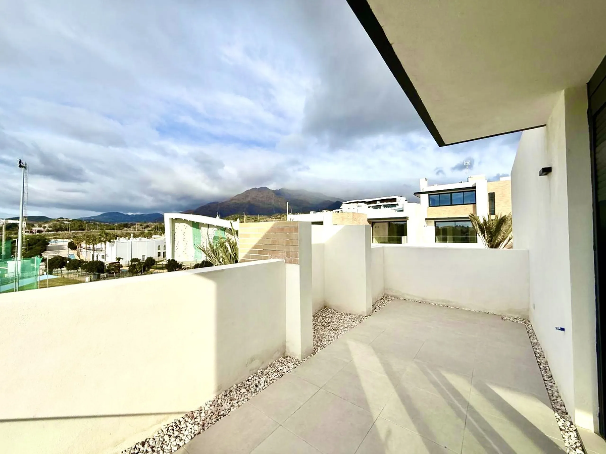 BRAND NEW PENTHOUSES IN ESTEPONA