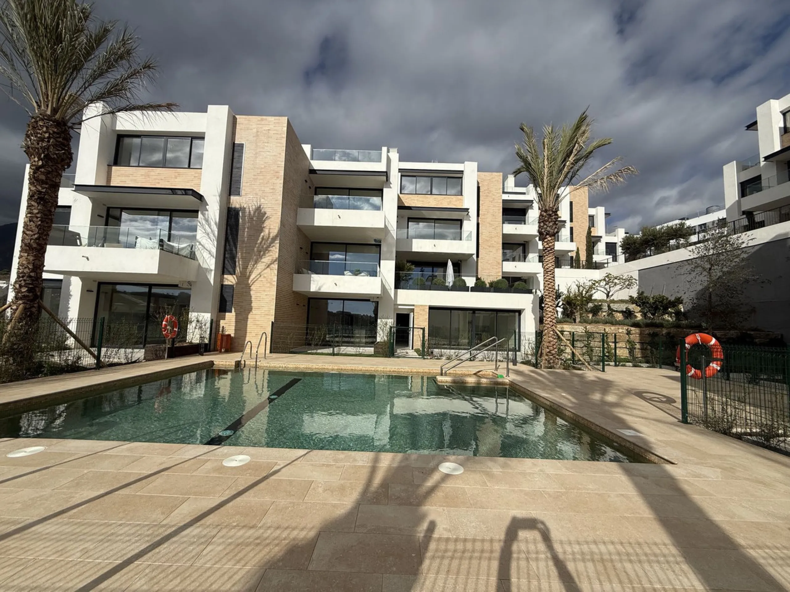 BRAND NEW PENTHOUSES IN ESTEPONA