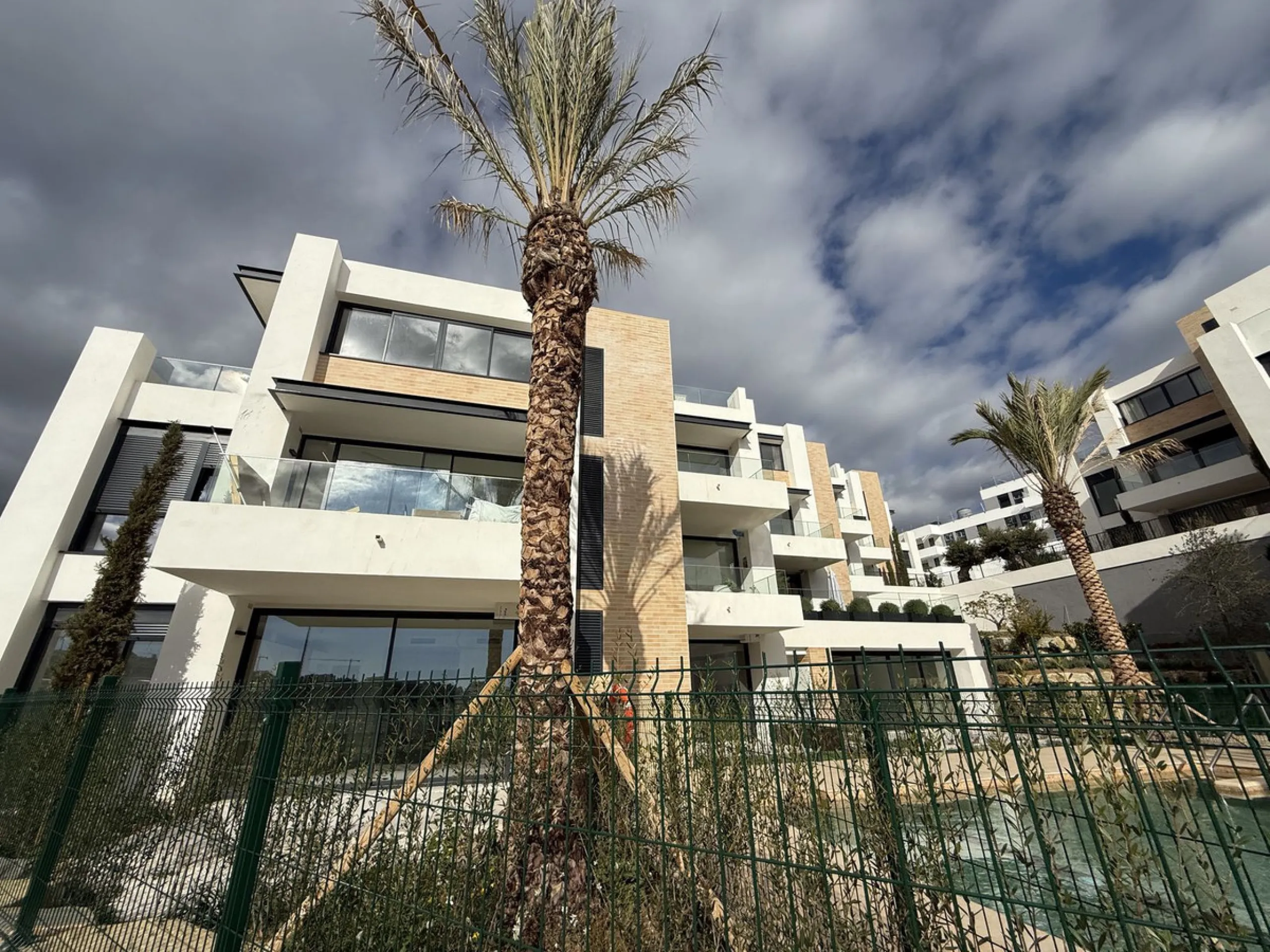 BRAND NEW PENTHOUSES IN ESTEPONA