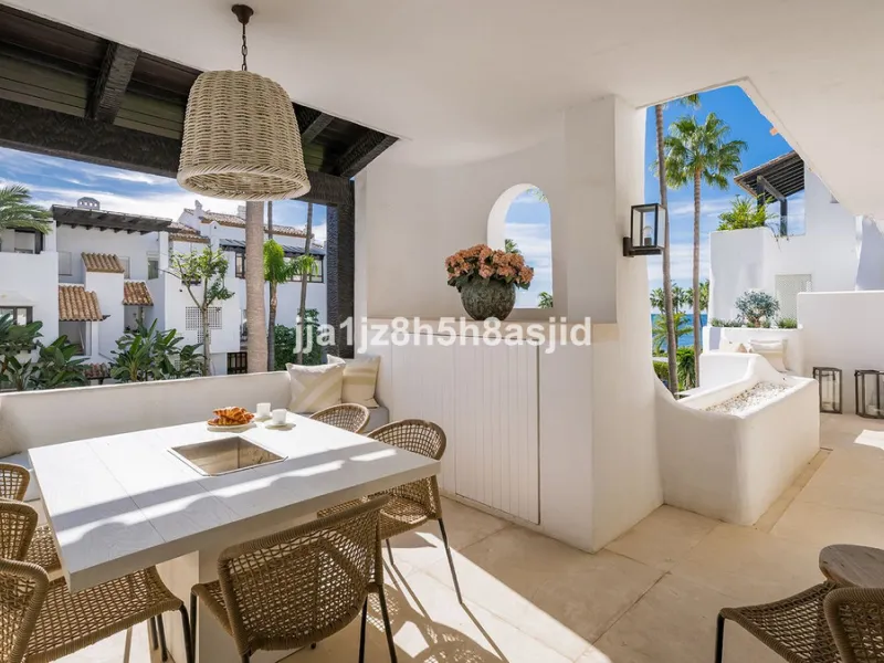 Exclusive  3-Bedroom Apartment in Jardin Persa, Puente Romano