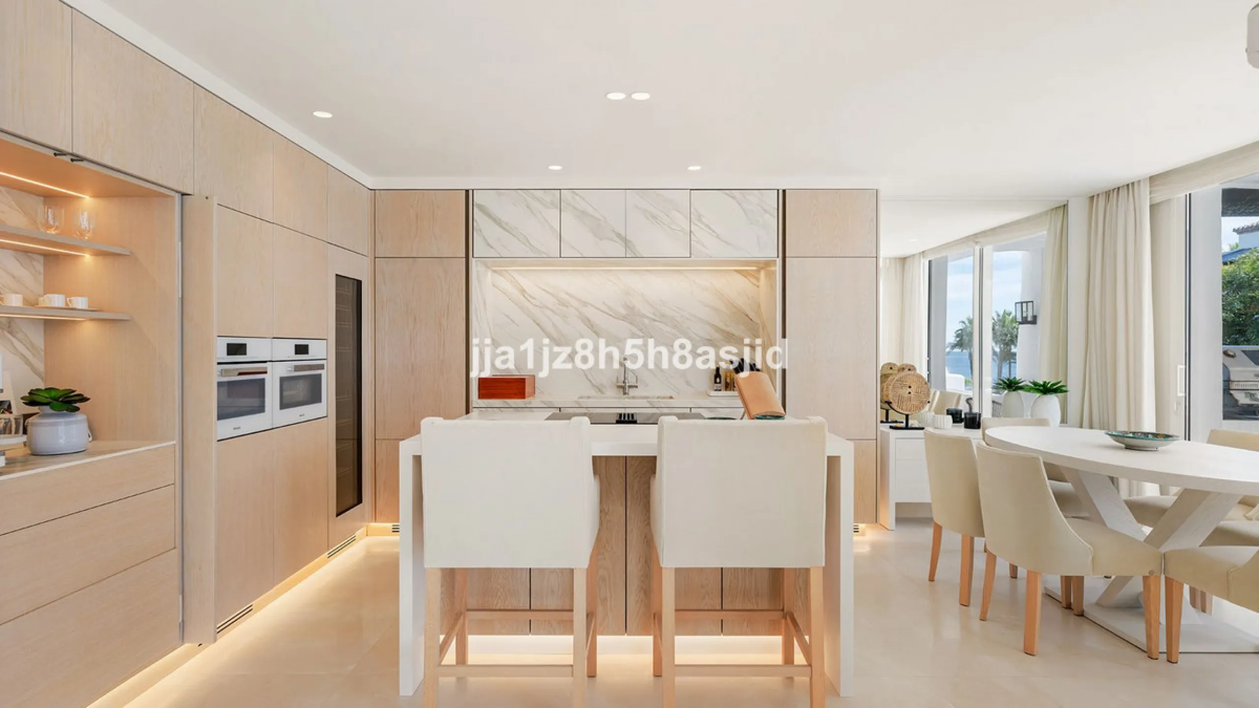 Exclusive  3-Bedroom Apartment in Jardin Persa, Puente Romano