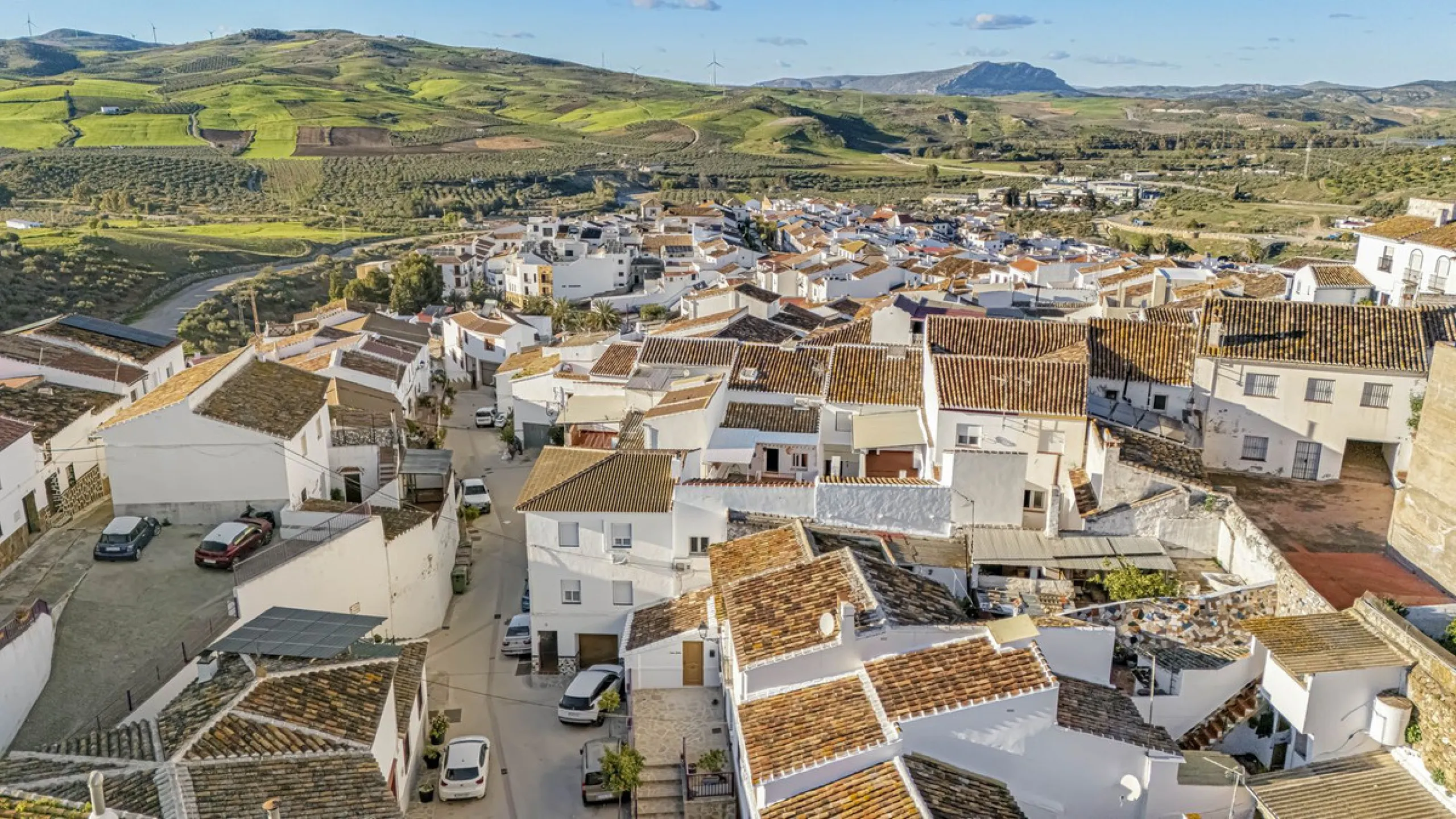 Charming Home + Profitable Investment in Ardales (Tourist License)
