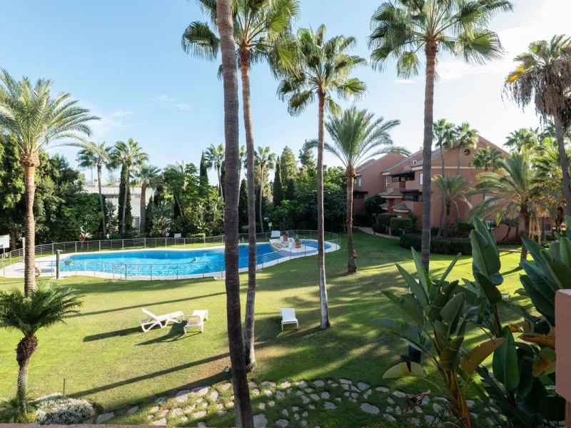 Spacious 2-Bedroom Apartment with Potential to Convert into 3 Bedrooms