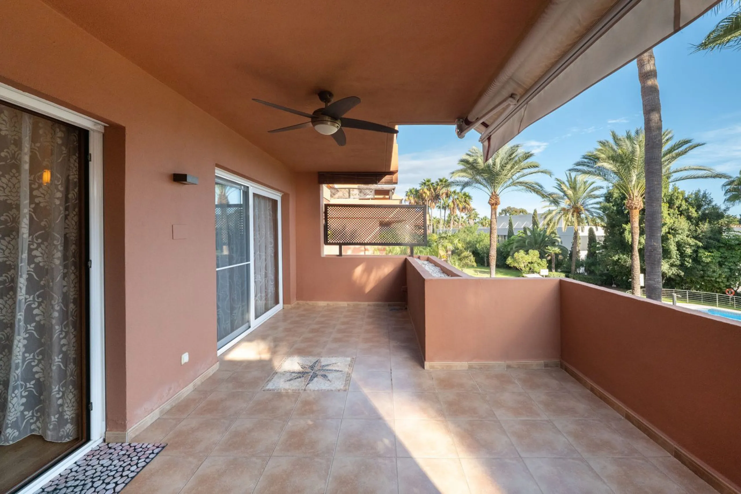 Spacious 2-Bedroom Apartment with Potential to Convert into 3 Bedrooms
