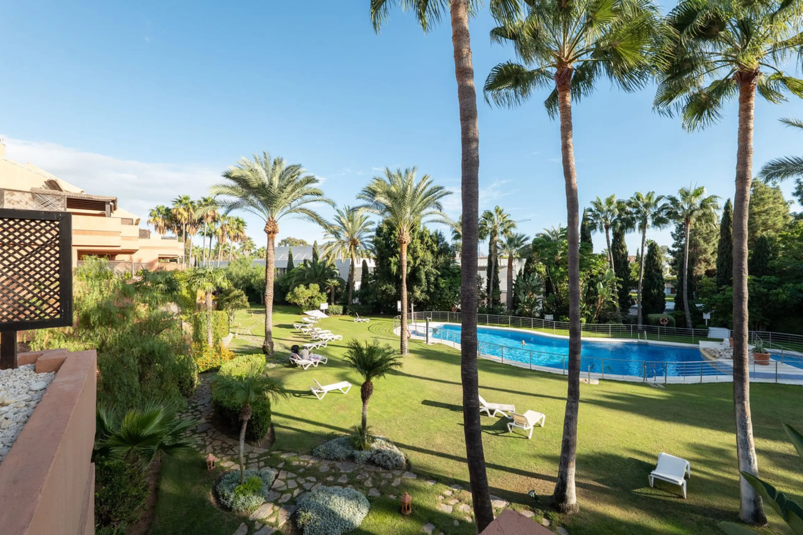 Spacious 2-Bedroom Apartment with Potential to Convert into 3 Bedrooms