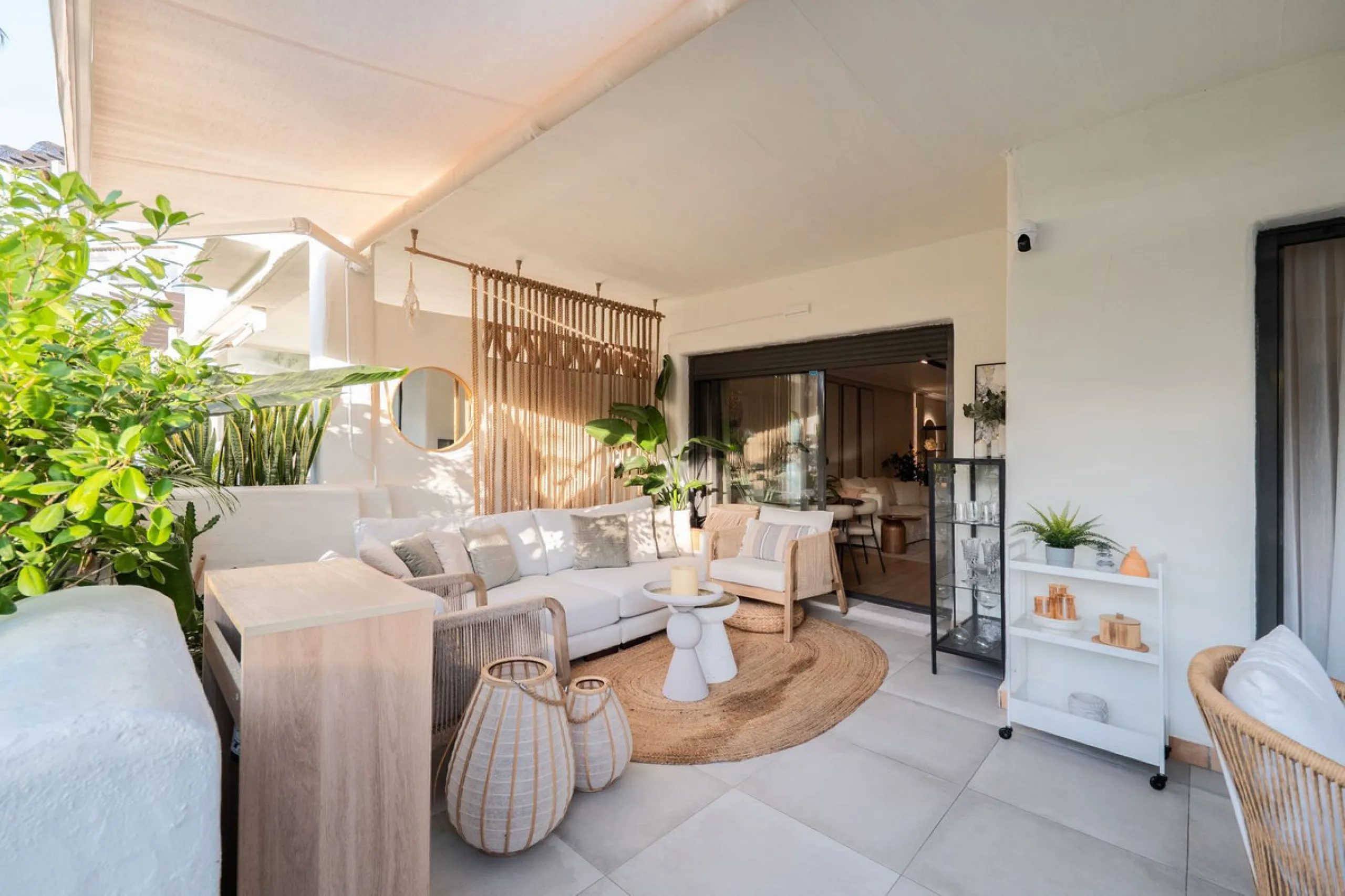 Stylish Ground Floor Apartment with Garden in Sunset Golf