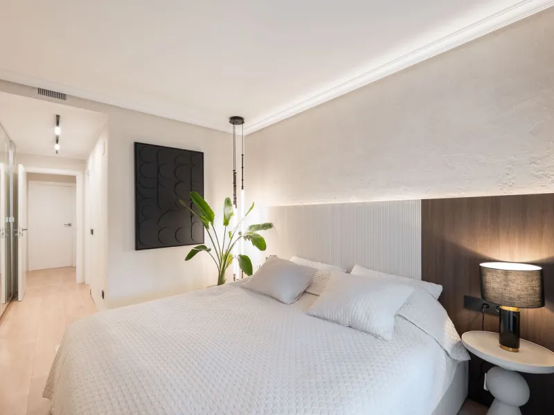Stylish Ground Floor Apartment with Garden in Sunset Golf