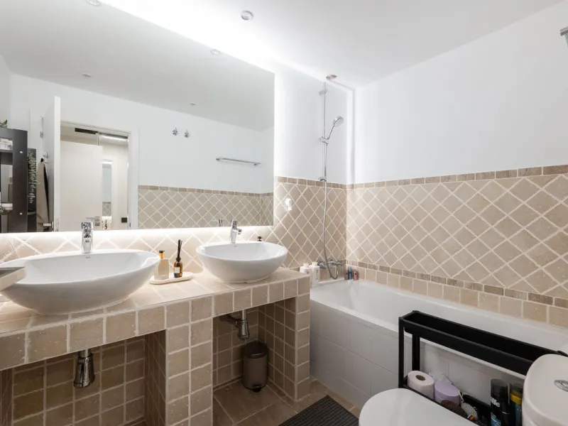 Stylish Ground Floor Apartment with Garden in Sunset Golf