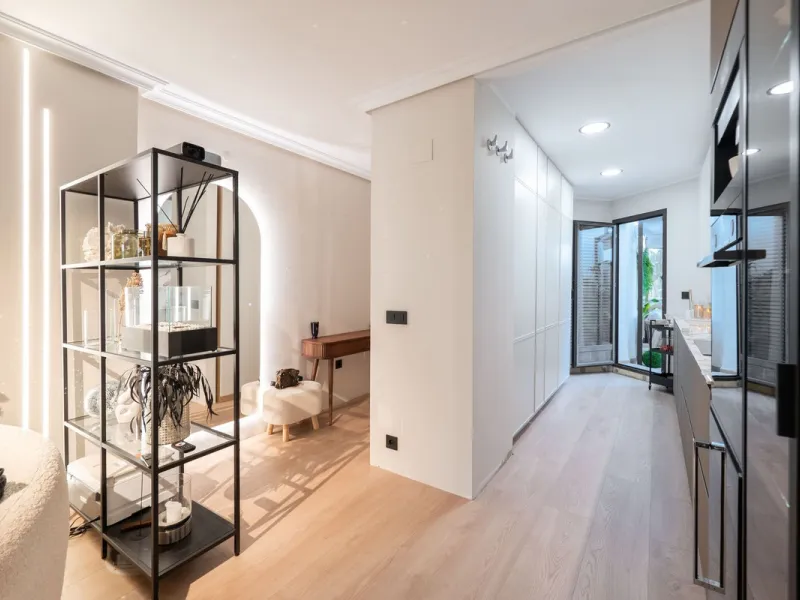 Stylish Ground Floor Apartment with Garden in Sunset Golf