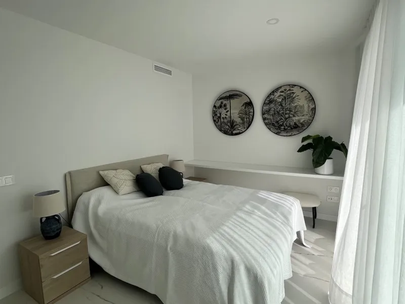 Modern 2-Bed Apartment with great terrace on the first floor with Sea & Mountain Views – Azata Delmare, Estepona/ Casares Costa