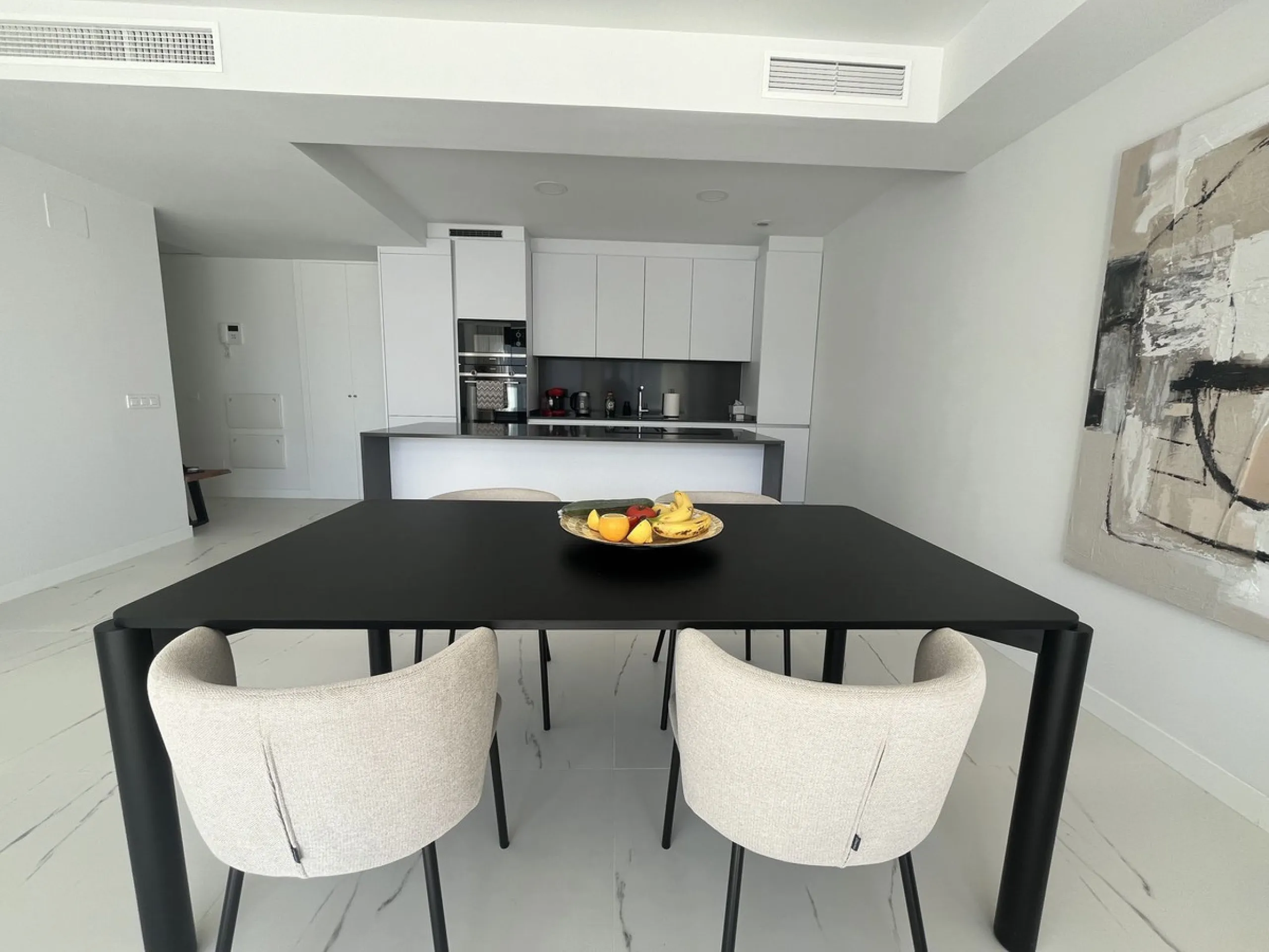 Modern 2-Bed Apartment with great terrace on the first floor with Sea & Mountain Views – Azata Delmare, Estepona/ Casares Costa