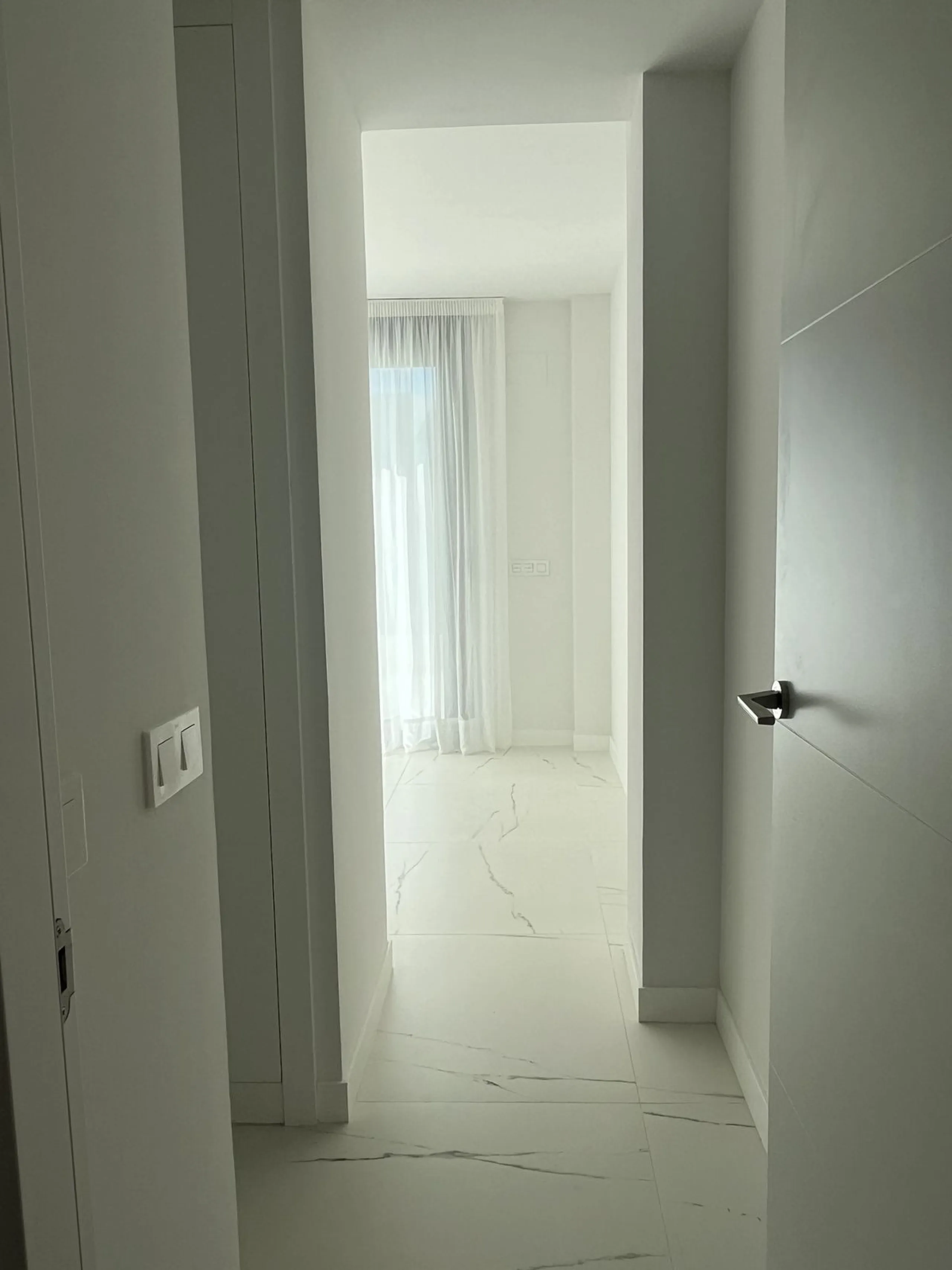 Modern 2-Bed Apartment with great terrace on the first floor with Sea & Mountain Views – Azata Delmare, Estepona/ Casares Costa