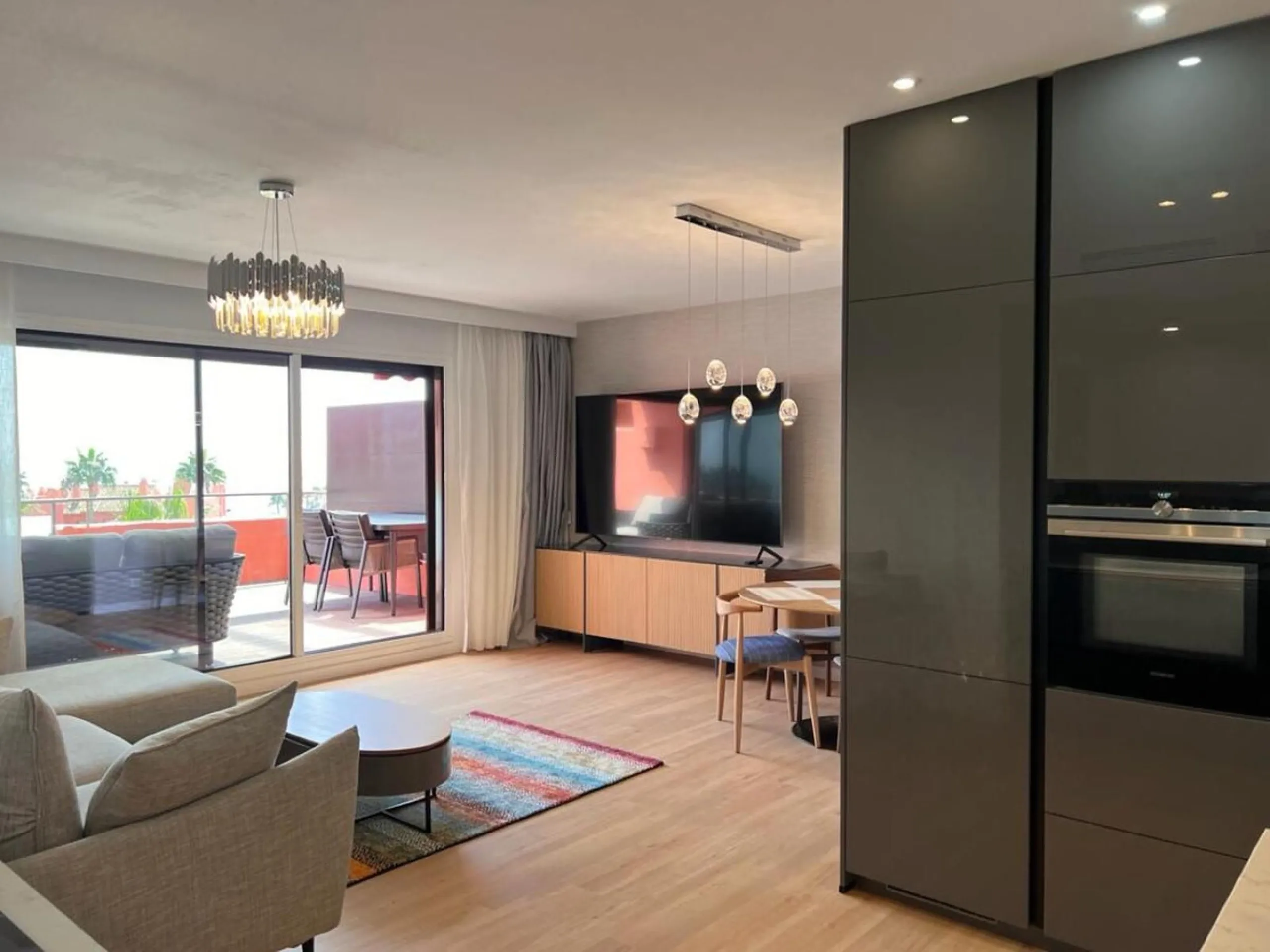 Fabulous penthouse located in a gated community with 24 hour security in Las Salinas, Guadalmansa next to the beach.