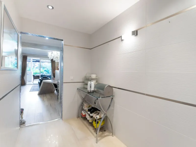 Welcome to luxury living at Terrazas de Banús in Marbella.