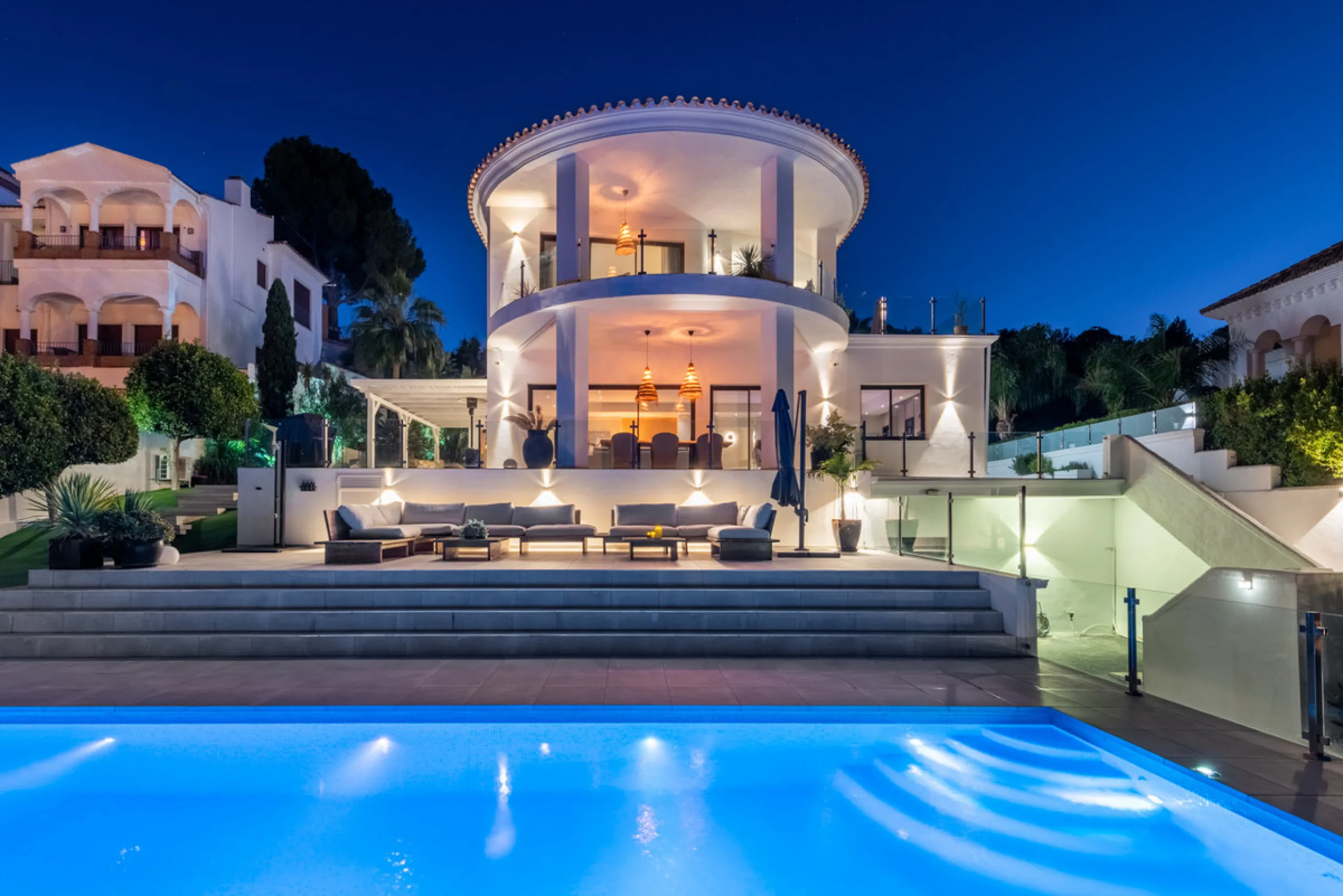 Welcome to this immaculate 4-bedroom villa that will fulfill your dreams.