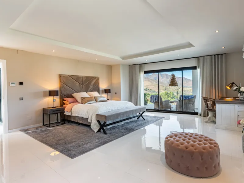 Welcome to this immaculate 4-bedroom villa that will fulfill your dreams.