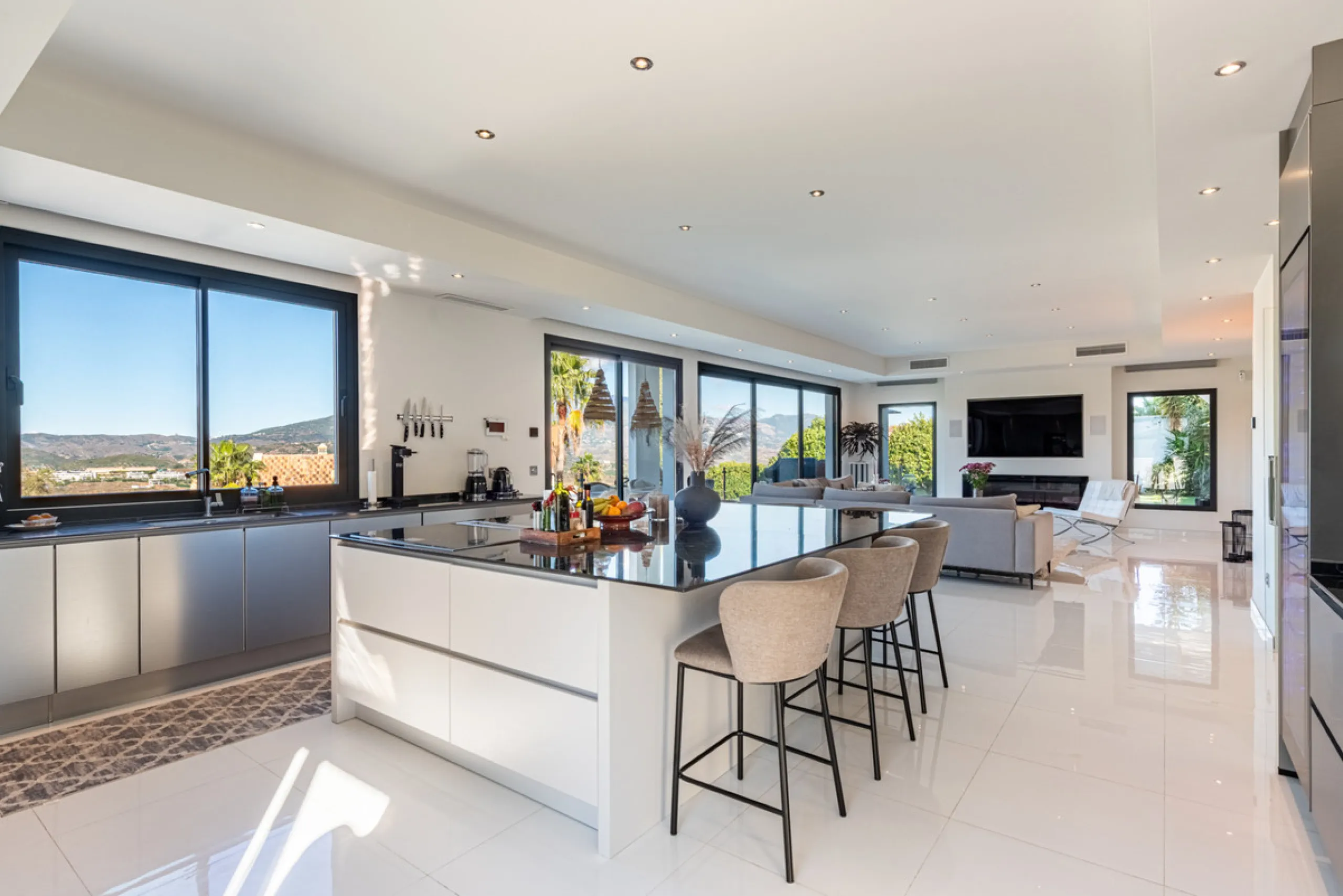 Welcome to this immaculate 4-bedroom villa that will fulfill your dreams.