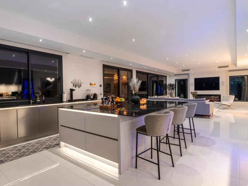 Welcome to this immaculate 4-bedroom villa that will fulfill your dreams.