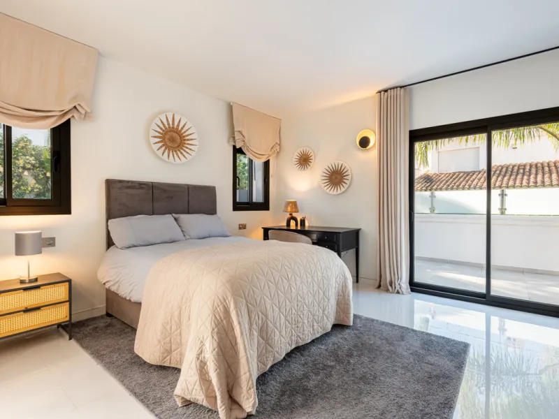 Welcome to this immaculate 4-bedroom villa that will fulfill your dreams.