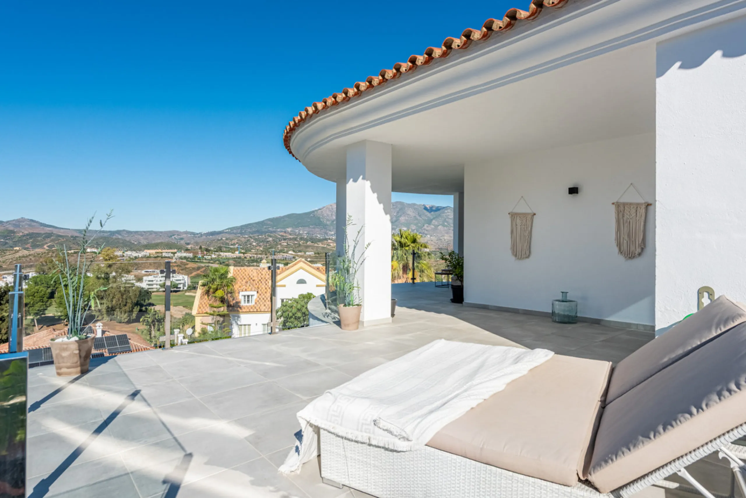 Welcome to this immaculate 4-bedroom villa that will fulfill your dreams.