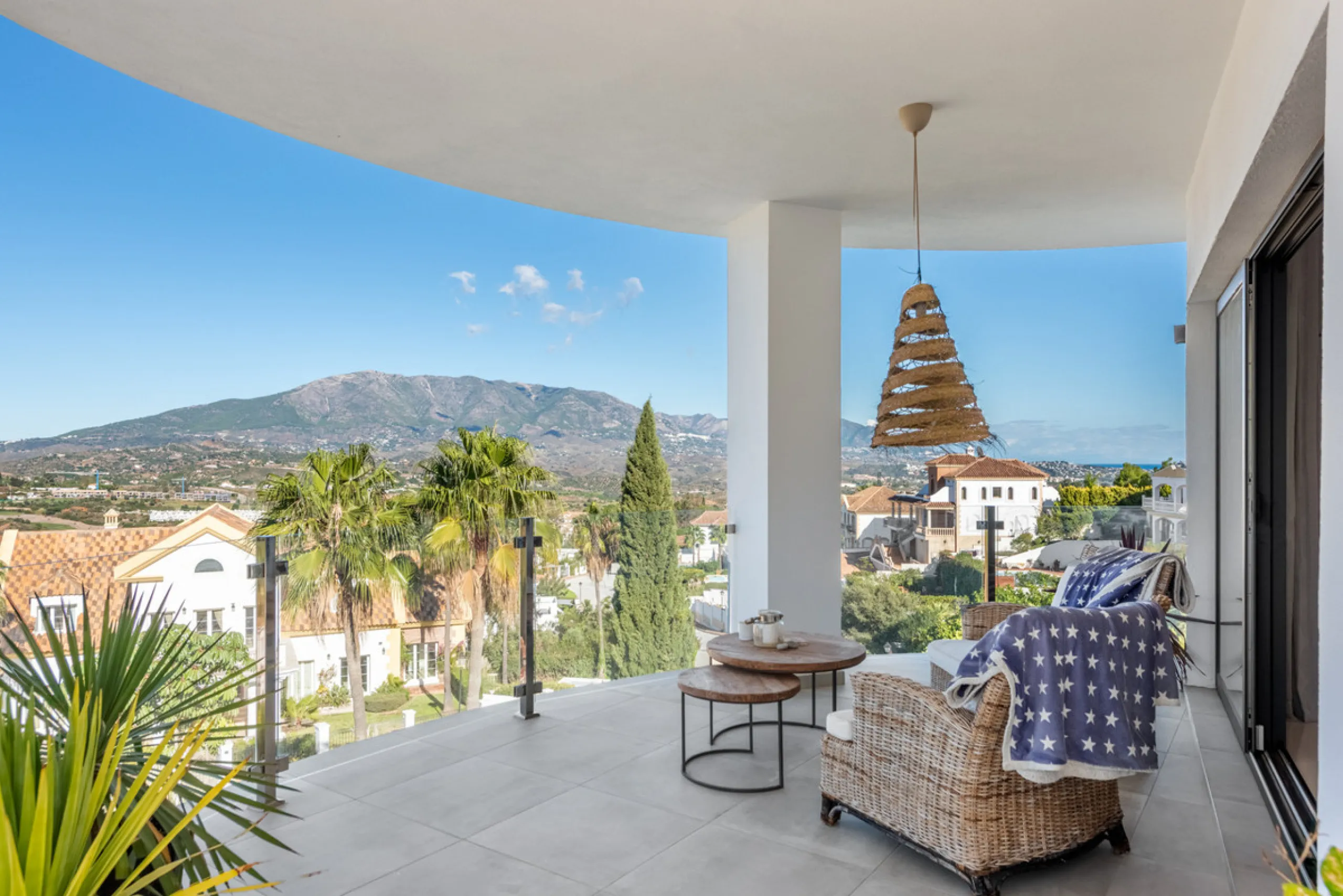 Welcome to this immaculate 4-bedroom villa that will fulfill your dreams.