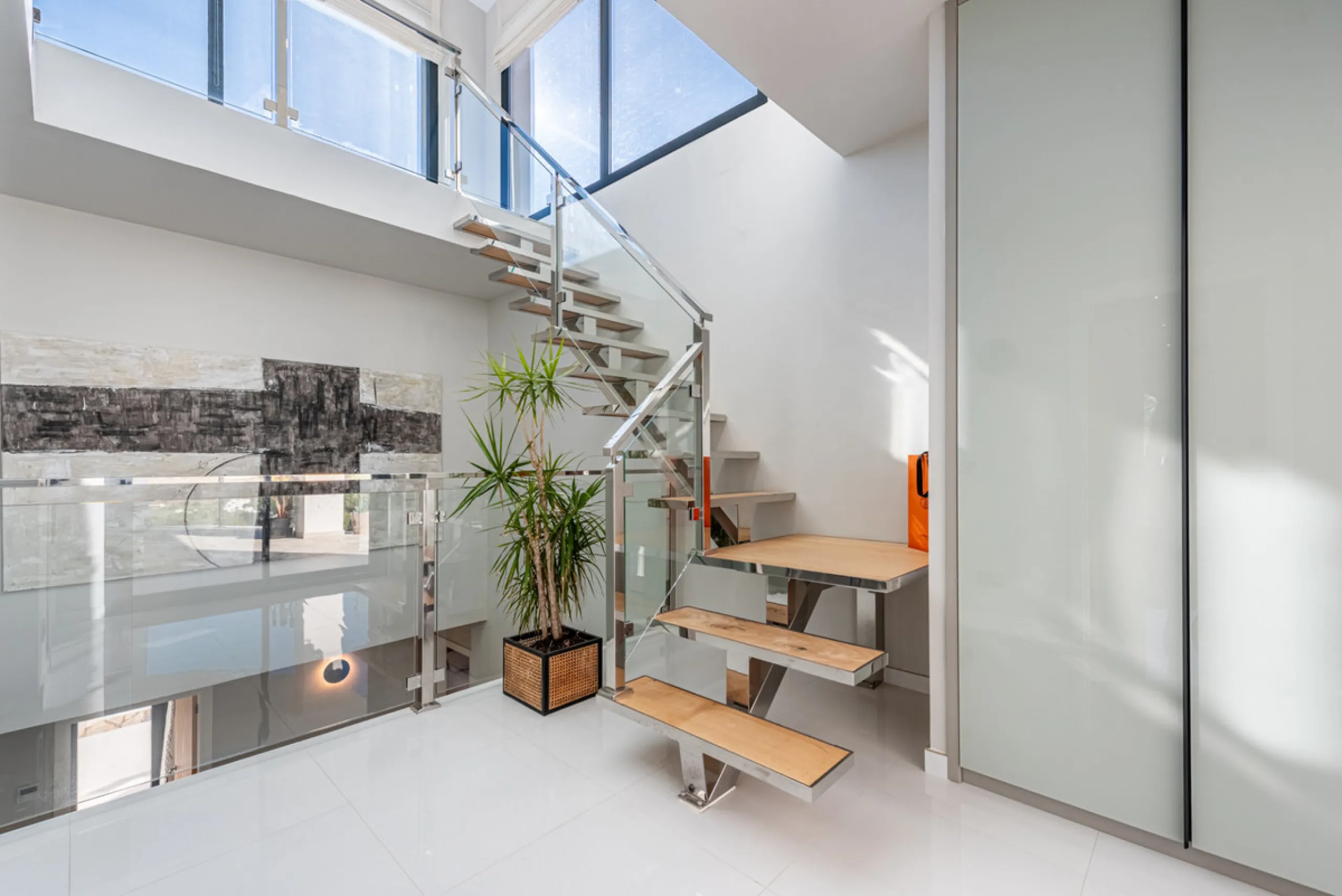 Welcome to this immaculate 4-bedroom villa that will fulfill your dreams.