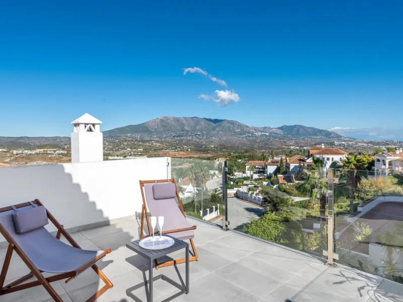 Welcome to this immaculate 4-bedroom villa that will fulfill your dreams.