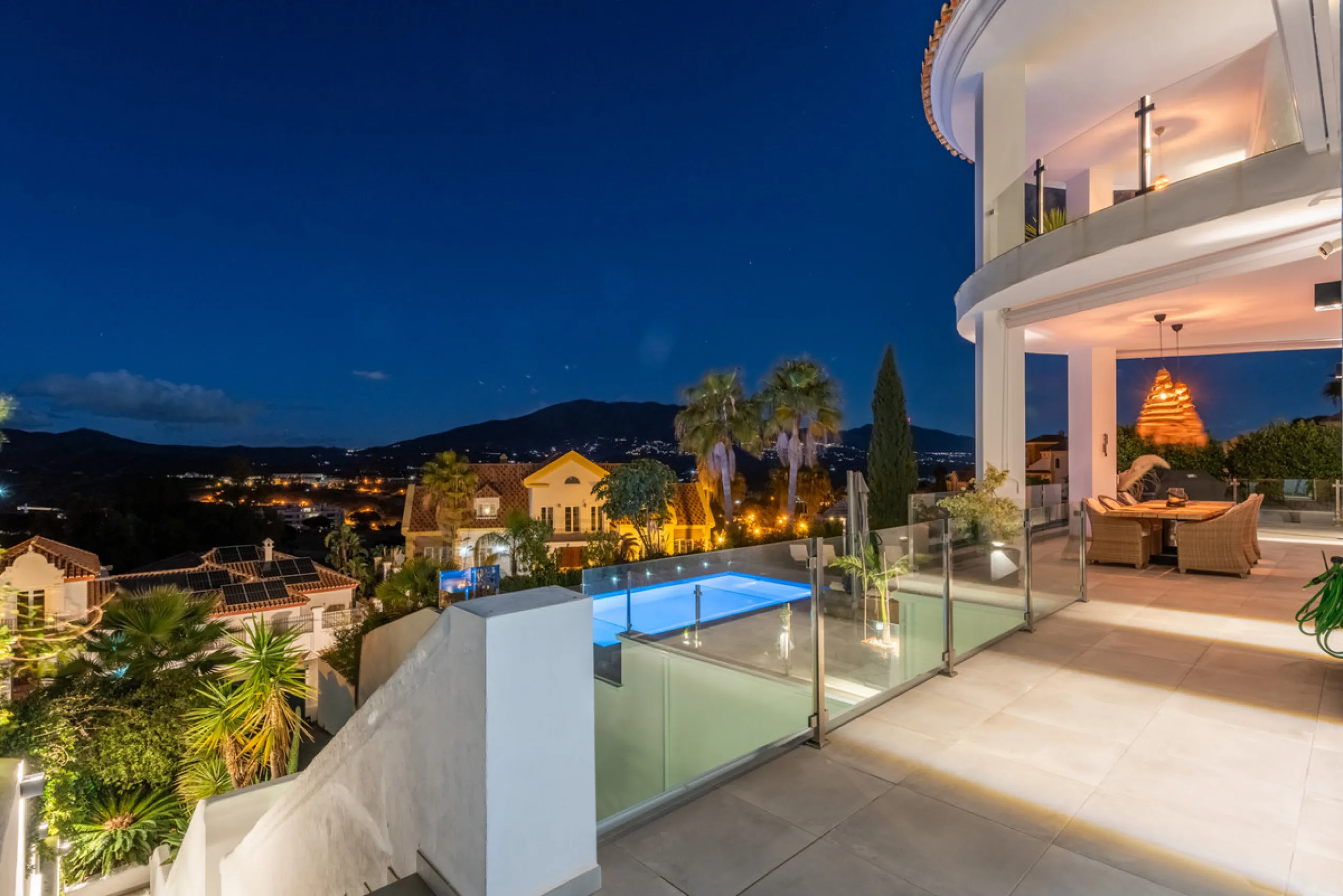 Welcome to this immaculate 4-bedroom villa that will fulfill your dreams.