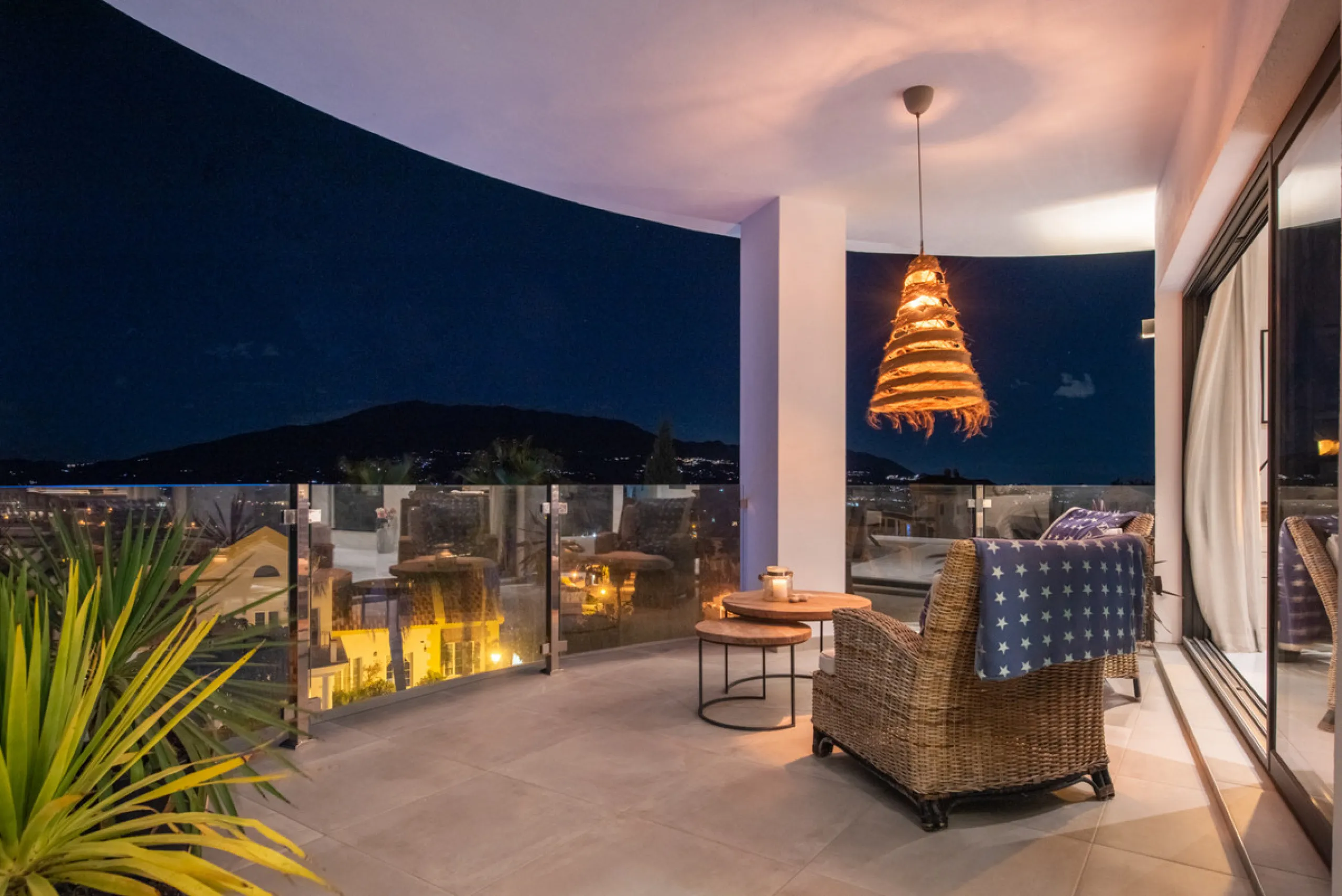 Welcome to this immaculate 4-bedroom villa that will fulfill your dreams.
